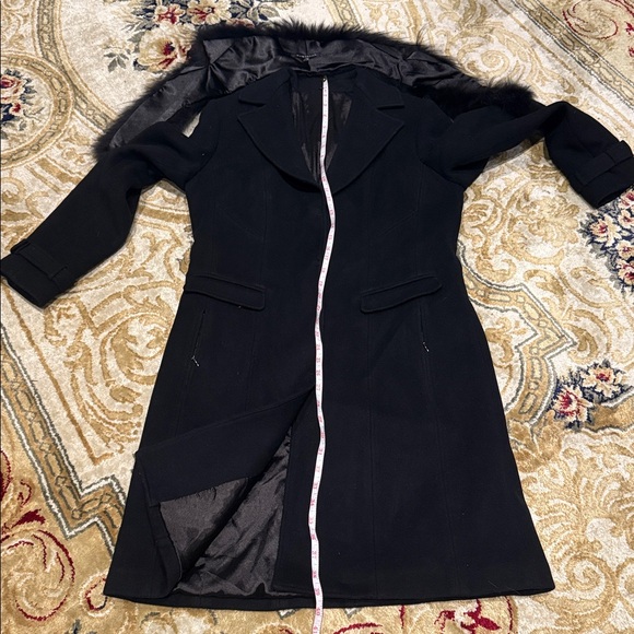 Wool coat - Picture 8 of 10